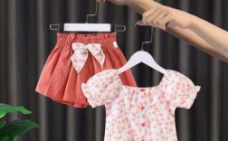 1岁女孩子衣服童装搭配（一周岁小女孩穿的衣服）
