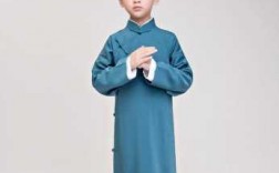 中式童装长袍（中式长袍怎么穿）